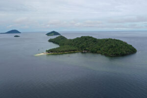 Paket Wisata Pulau Karimata (Kalimantan Barat)